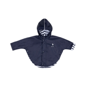 ciré-imperméable-marine-intérieur-rayé-bébé-avec-capuche-style-sportif-marin-breizhocean-morlaix-face