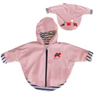Ciré, rose clair, Poncho bébé brodé de petits animaux marins dans le dos, imperméable fille, Breizh Océan, Tudy, vue de face et de dos.