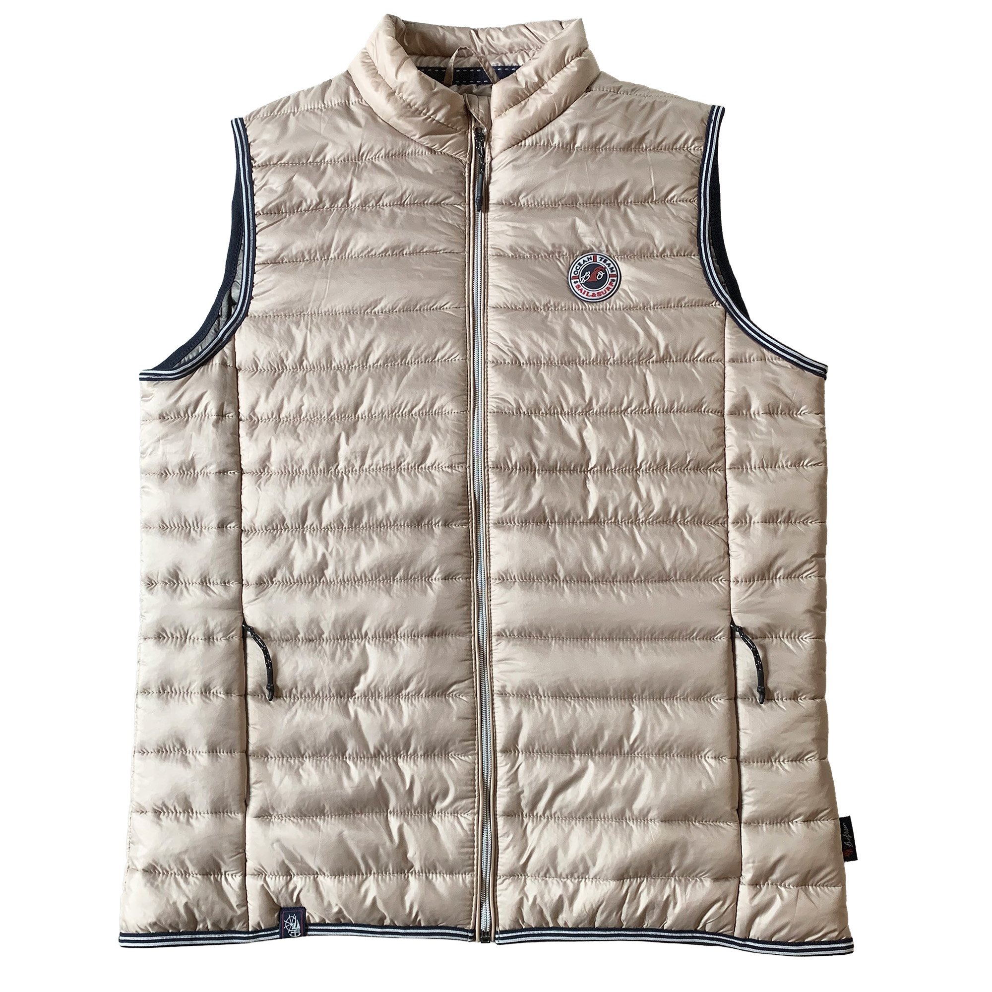 Doudoune , beige, mixte, Breizh Océan, Lizio. Doudoune sans manches, coupe droite, intérieur kaki. Vêtement marin, vue de face.